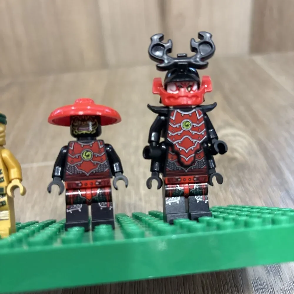 Lego Ninjago 71702 Minifigs Golden Ninja Lloyd, Wu, General Kozu, Stone Warrior - Picture 5 of 7